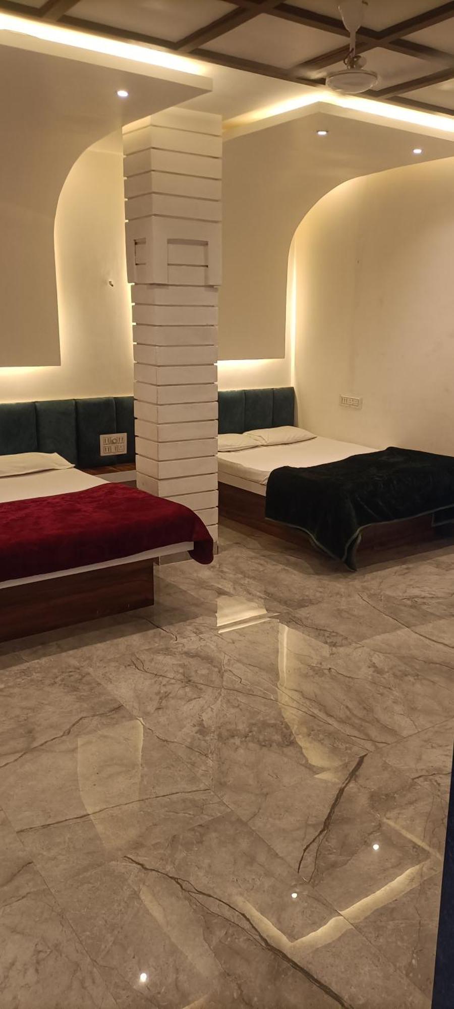 Maharaja Guest House Nashikkar Akalkot 외부 사진